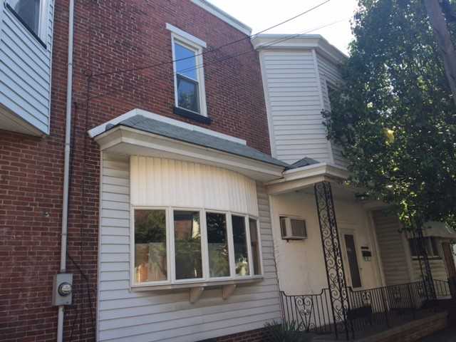 36 S Sussex St - Photo 3 of 19