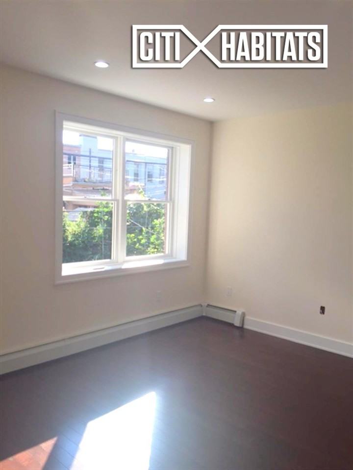 1672 81st St #3 - Photo 2 of 6