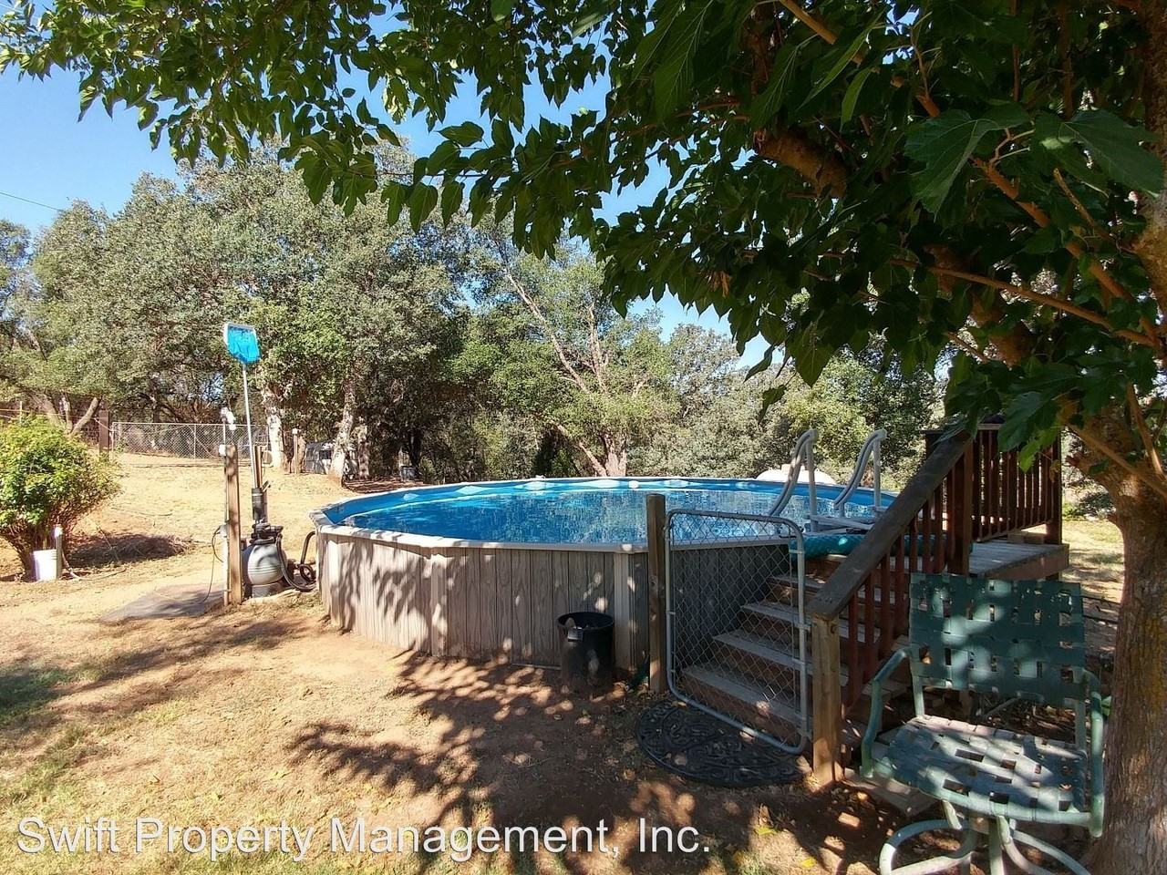 5483 Paulina Ln - Photo 3 of 15