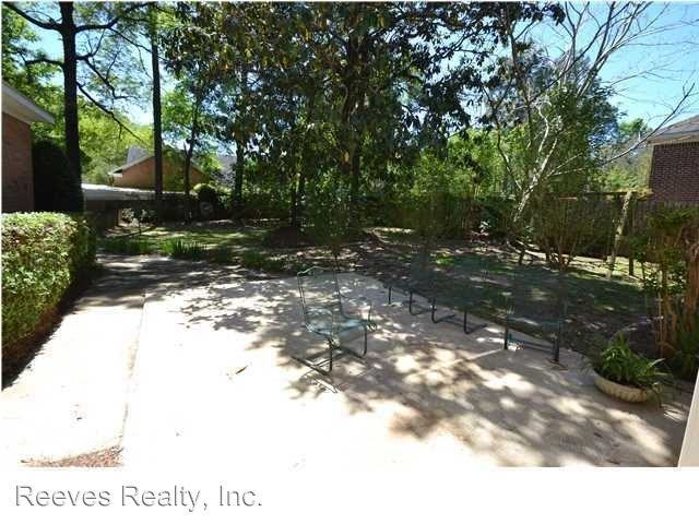 7181 Oakbriar Dr N - Photo 2 of 18