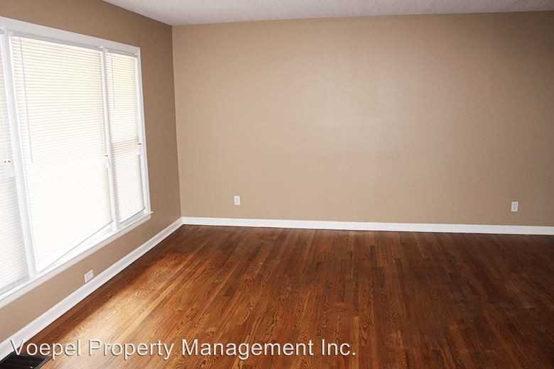 500 W 90 Terrace - Photo 3 of 15