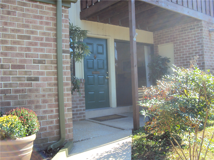 2149 B Elder Street - Photo 3 of 29