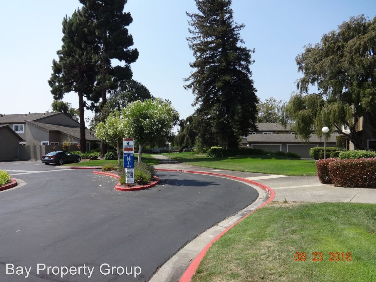 1583 Beach Park Blvd - Photo 2 of 31