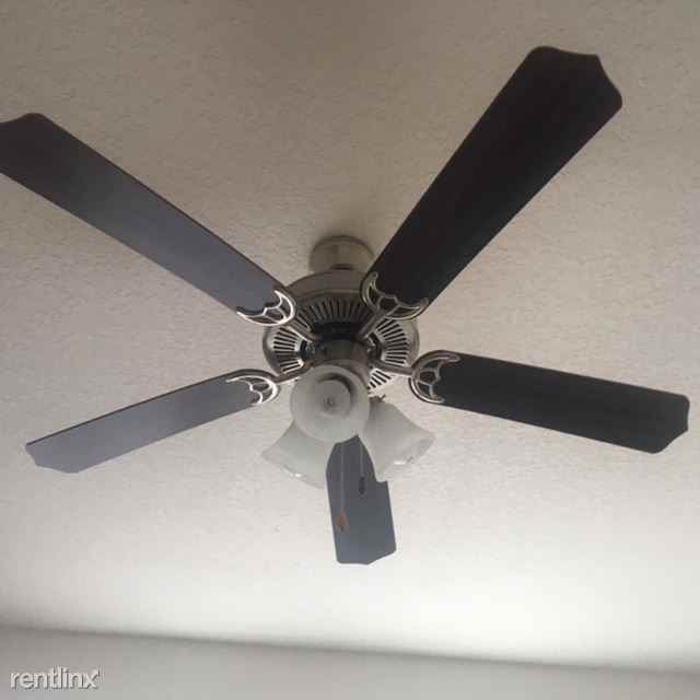 Valencia Grove Apartments - Photo 2 of 9