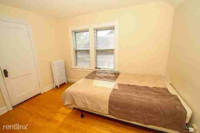 5404 W Wisconsin Ave - Photo 2 of 9