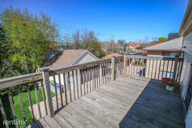 5404 W Wisconsin Ave - Photo 3 of 9