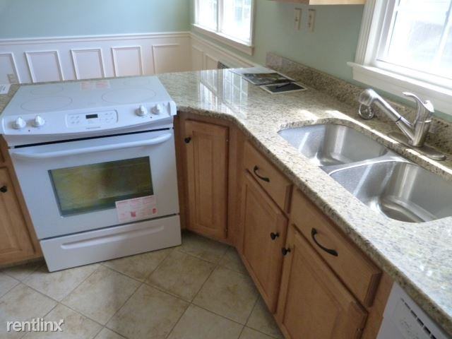 253 Cooke St #B - Photo 2 of 5