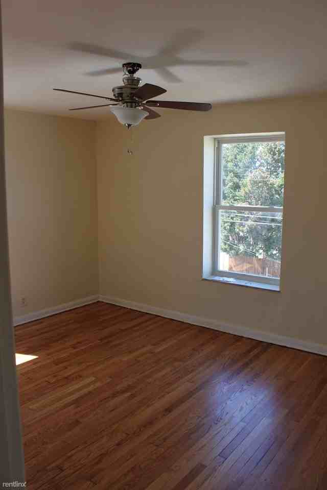 6927 Chippewa St - Photo 3 of 5