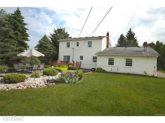 6501 Winans Lake Rd - Photo 2 of 19