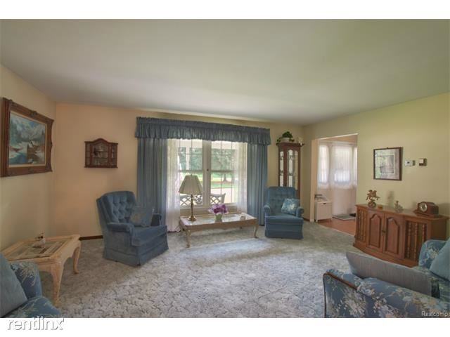 6501 Winans Lake Rd - Photo 3 of 19