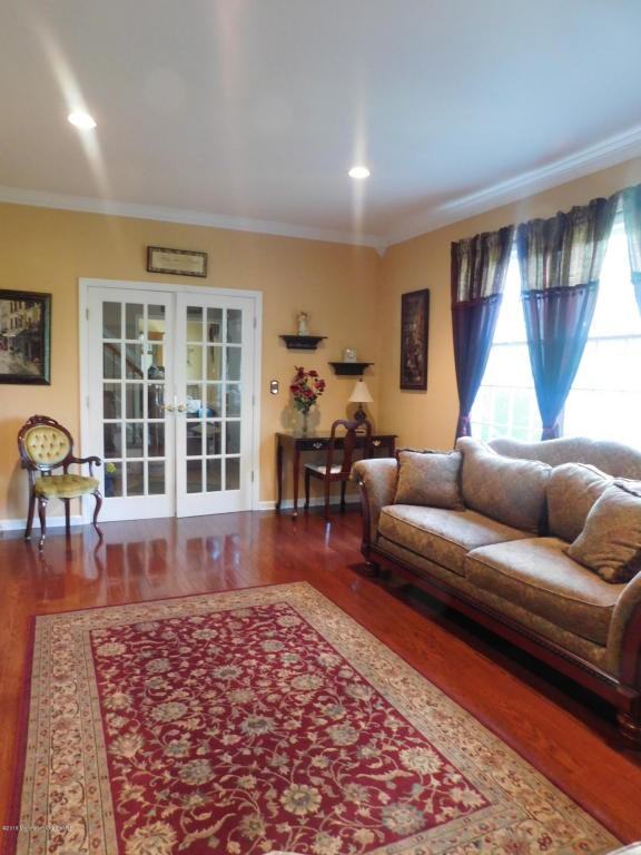 18 Rocky Brook Rd - Photo 3 of 45