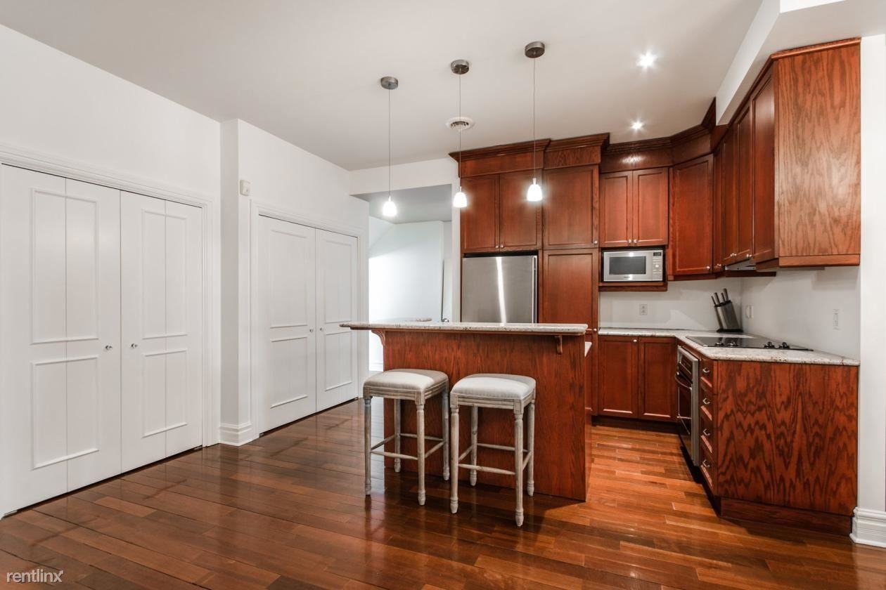 273 Nehoiden St - Photo 2 of 9