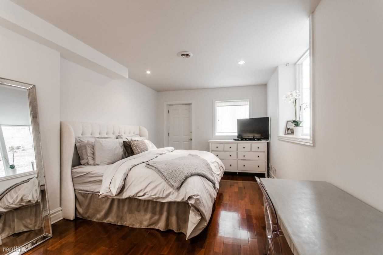 273 Nehoiden St - Photo 3 of 9
