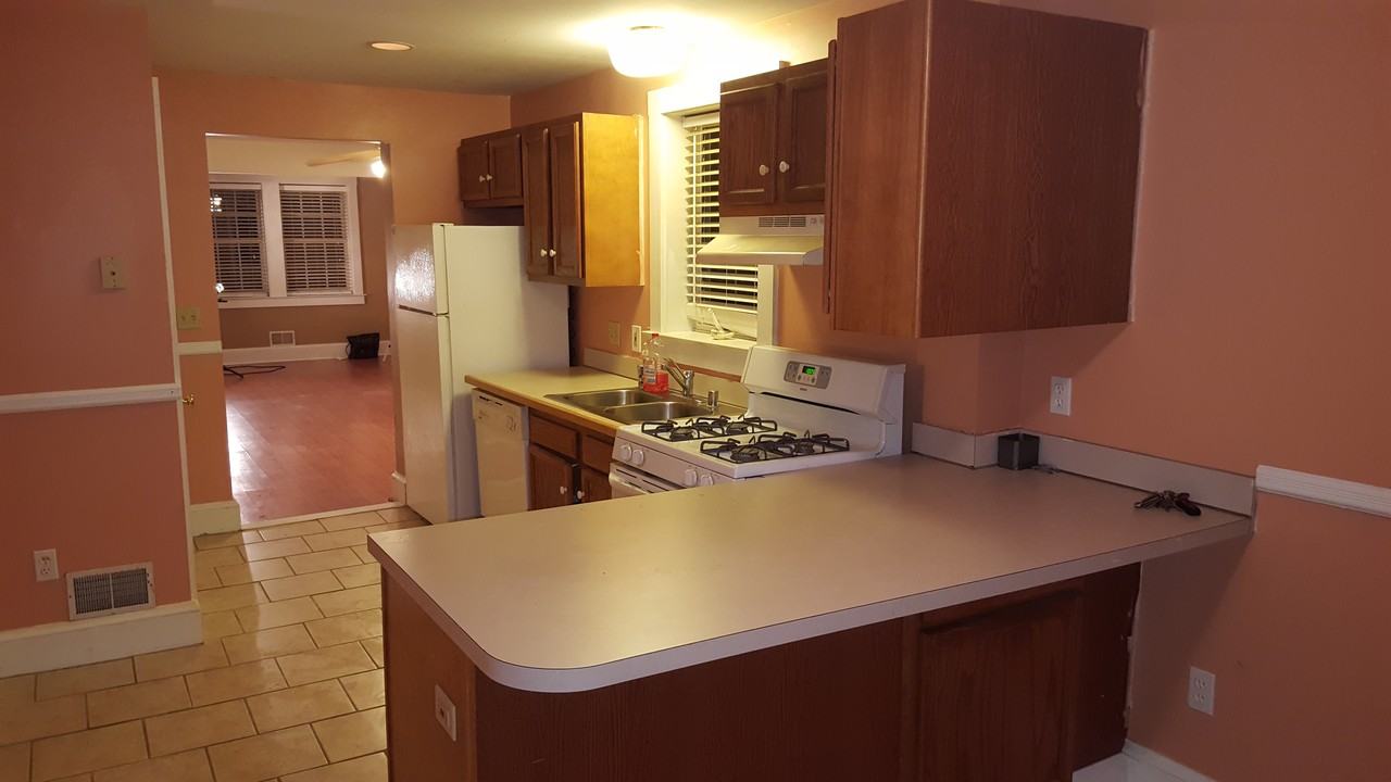 20 Denham Ave - Photo 2 of 6