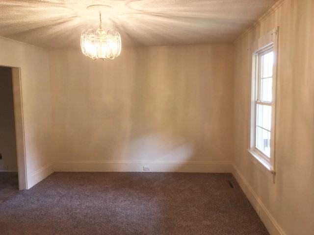 219 N Beaver St - Photo 2 of 10