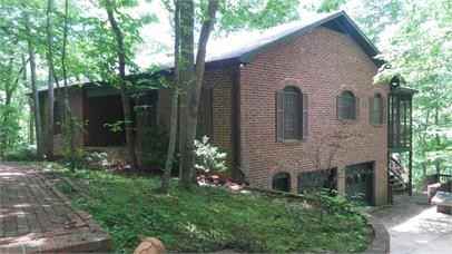 133 Oakview Trail - Photo 2 of 10