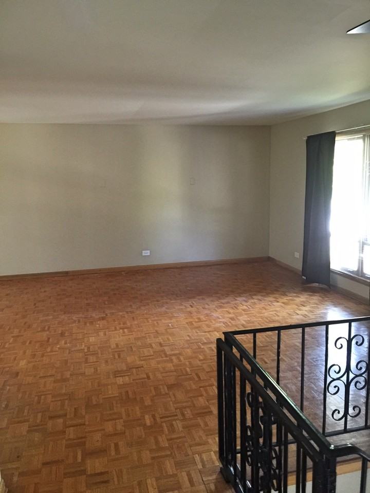 2737 Virginia Pl - Photo 3 of 11