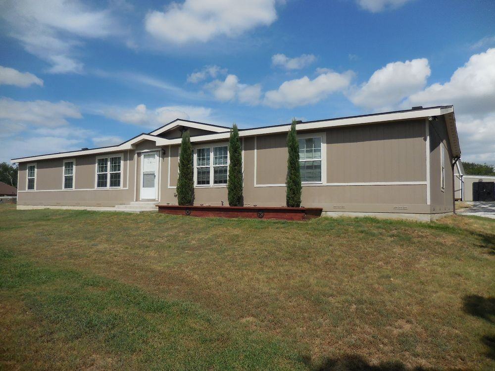 7300 FM 455 - Photo 2 of 36