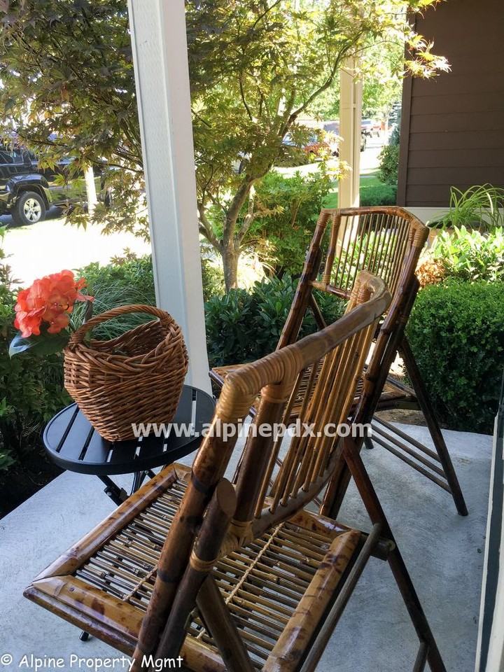 2232 E 3rd St - Photo 3 of 22