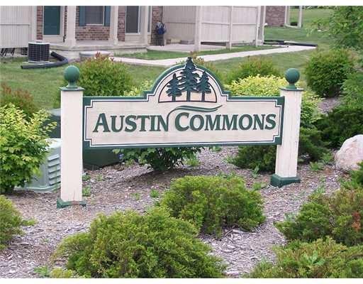 161 Commons Cir - Photo 2 of 16