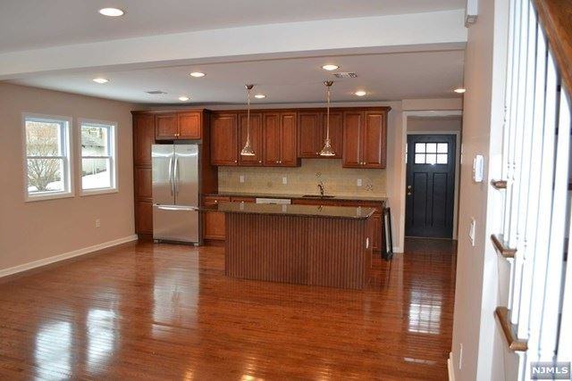 595 S Broad St - Photo 2 of 12