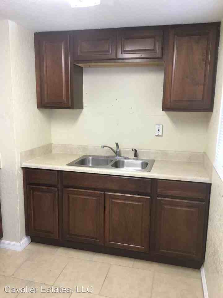 3618 N 53rd St - Photo 3 of 6