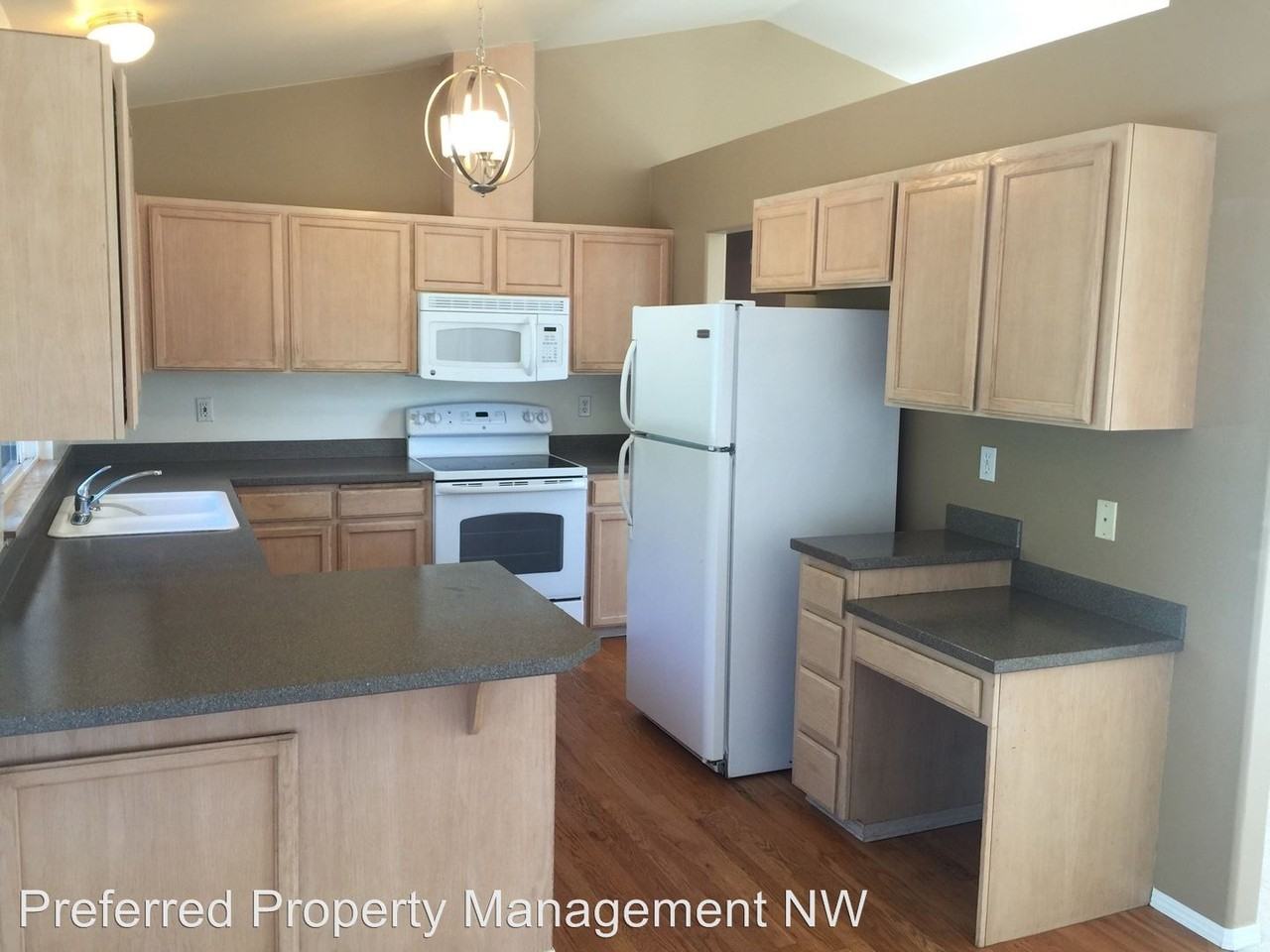 1222 59th Pl SW - Photo 3 of 20