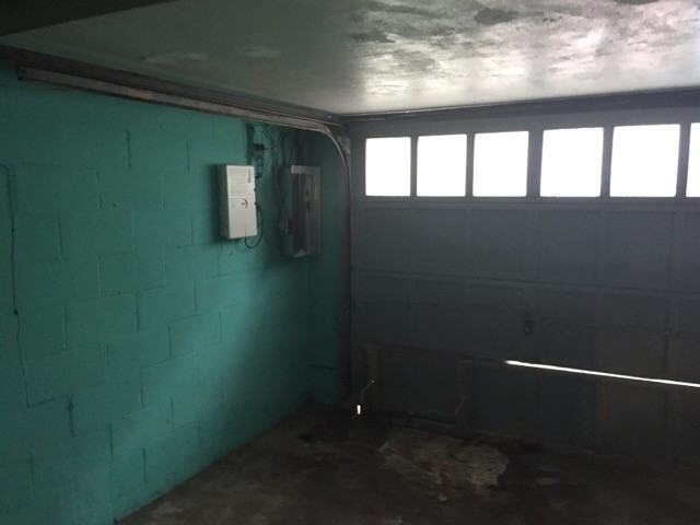 511 Ormsby Ave - Photo 2 of 10