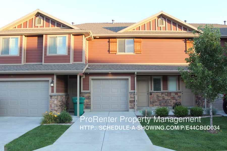 1790 E Whitetail Way