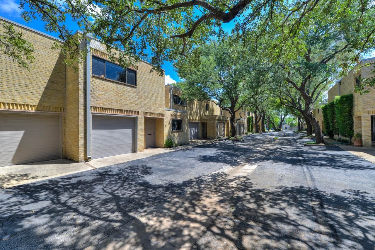 8123 N New Braunfels Ave #J - Photo 2 of 22