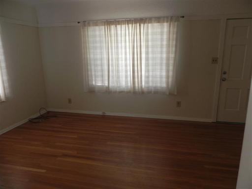 5845 Premiere Ave - Photo 3 of 17