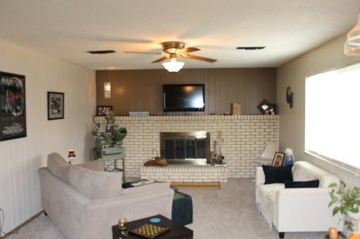 3704 Madrid Dr NE - Photo 2 of 12