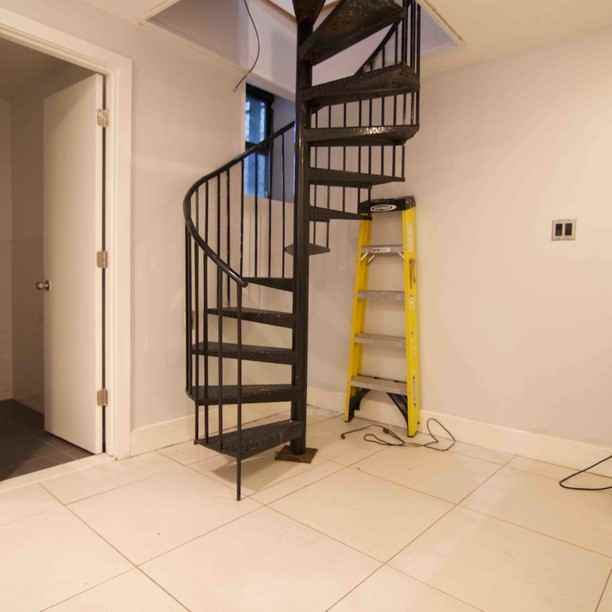 885 Saint Johns Place #4m