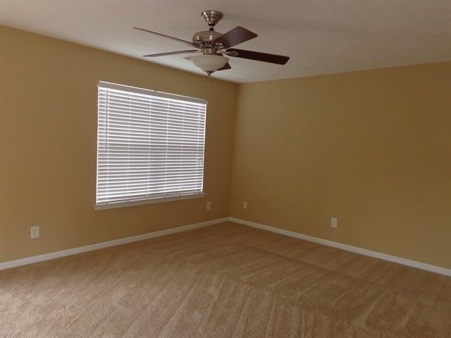 7425 Maggie Dr - Photo 2 of 10