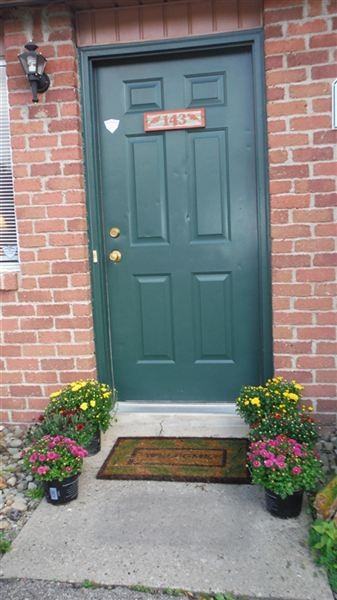 143 Oak Manor Pl - Photo 2 of 10