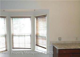 17249 Nugent Ln - Photo 3 of 26