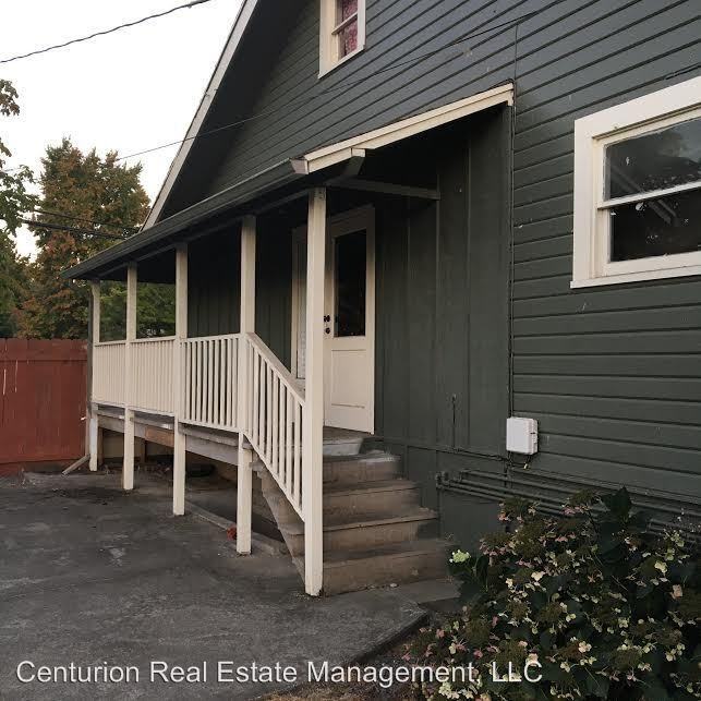 1115 N 2nd St - Photo 2 of 10