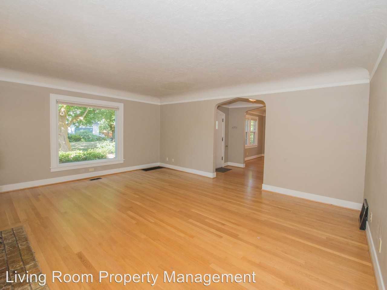 7540 SE 32nd Ave - Photo 2 of 24