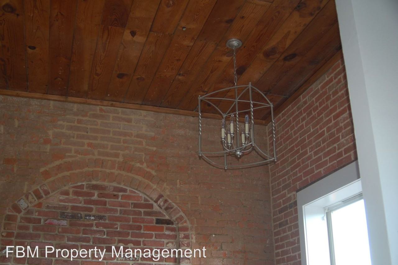 203 N Dallas St - Photo 3 of 10