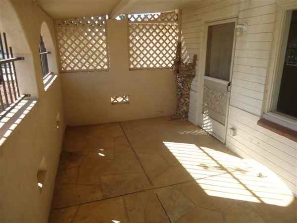 2938 W Montebello Ave - Photo 2 of 10