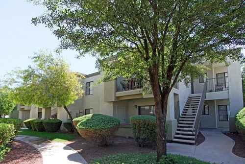 3220 West Ina Road - Photo 2 of 20