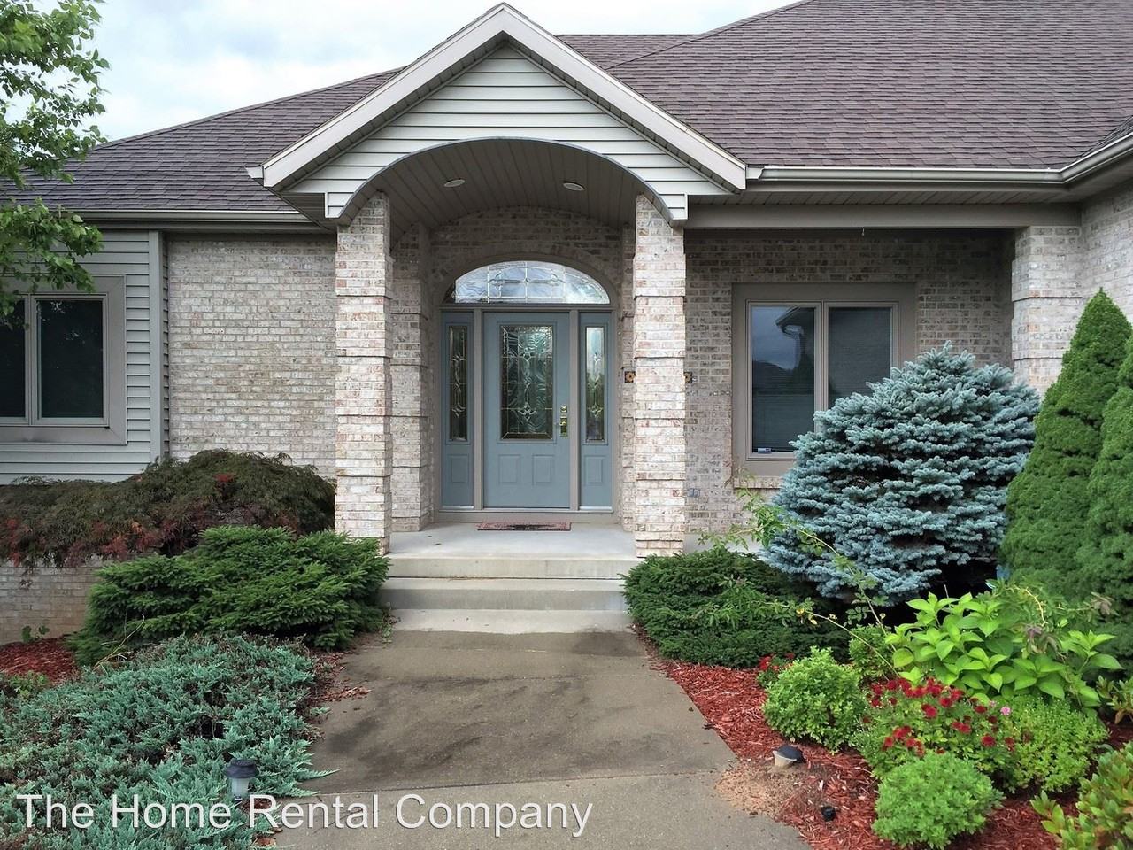 6185 Boulder Ridge Dr NE - Photo 2 of 27