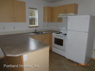 9619 SE Center Ct - Photo 2 of 9