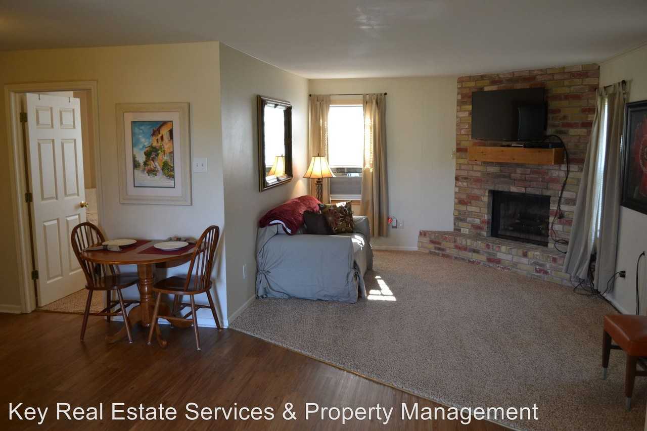 232 Fairmeadows Ln - Photo 3 of 6