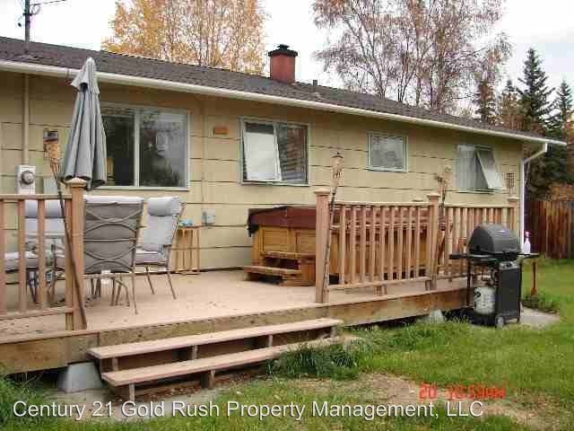 208 Bentley Dr - Photo 2 of 16