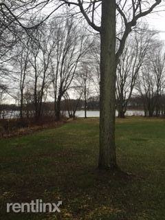 50250 Taylor Dr - Photo 2 of 10