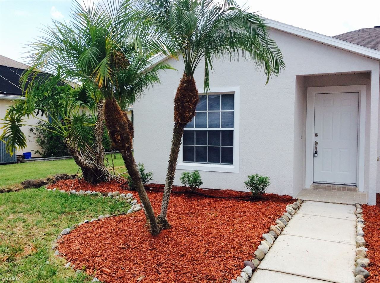 1002 Sabal Grove Dr - Photo 3 of 22