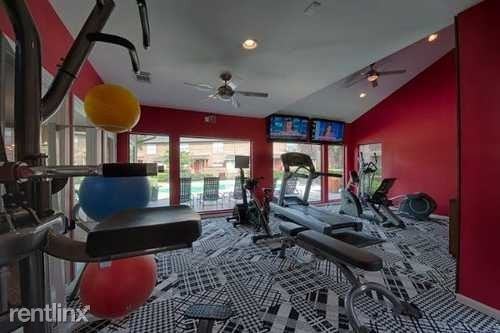 9001 Jones Rd - Photo 3 of 4