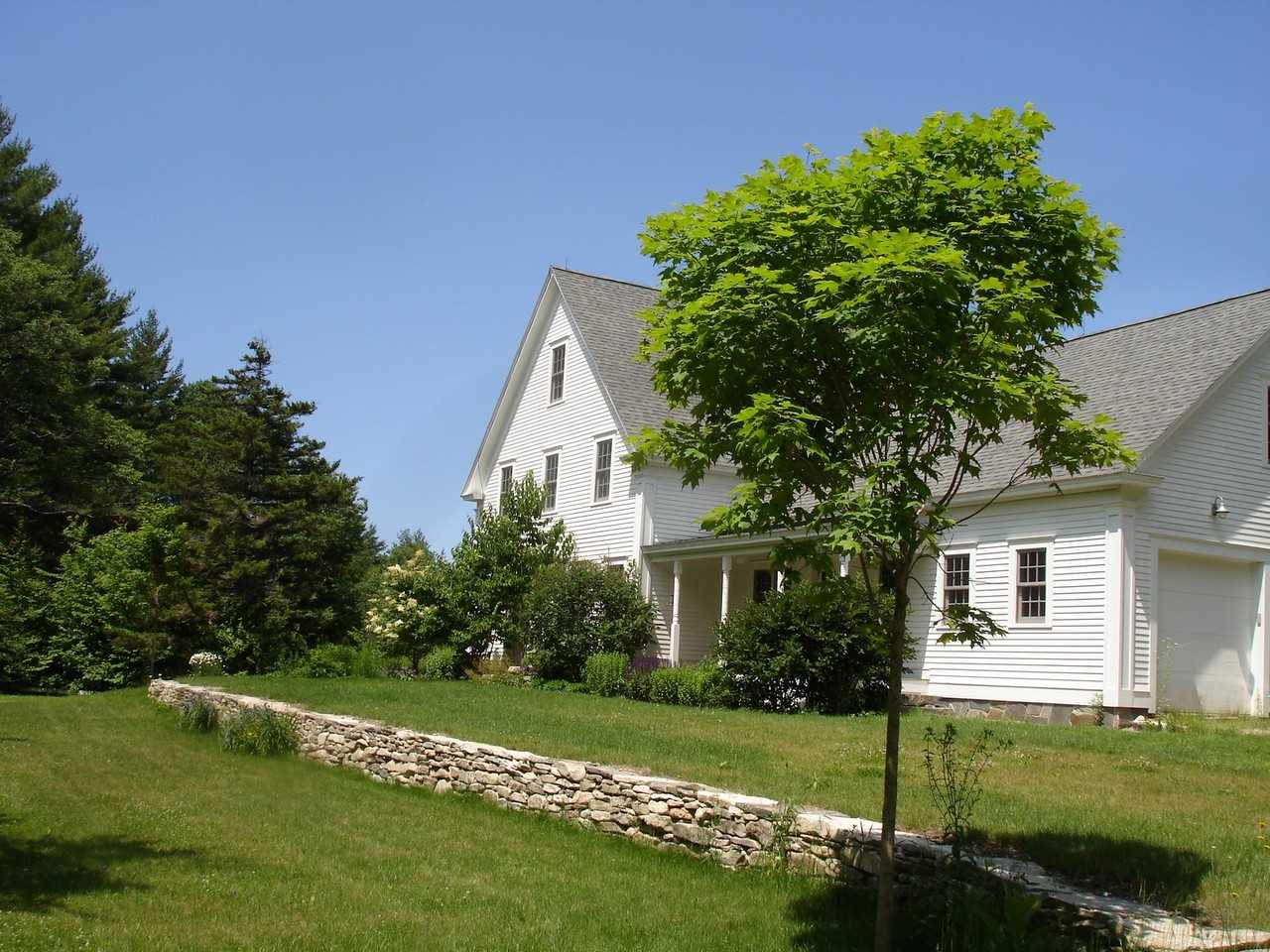 662 Haven Hill Rd - Photo 2 of 13