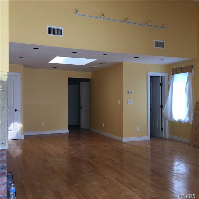 41 Kildare Rd - Photo 2 of 16